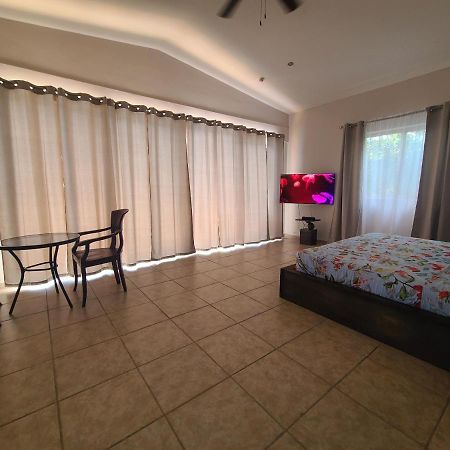 فندق Pool House With Shared Pool Access ديفيد المظهر الخارجي الصورة